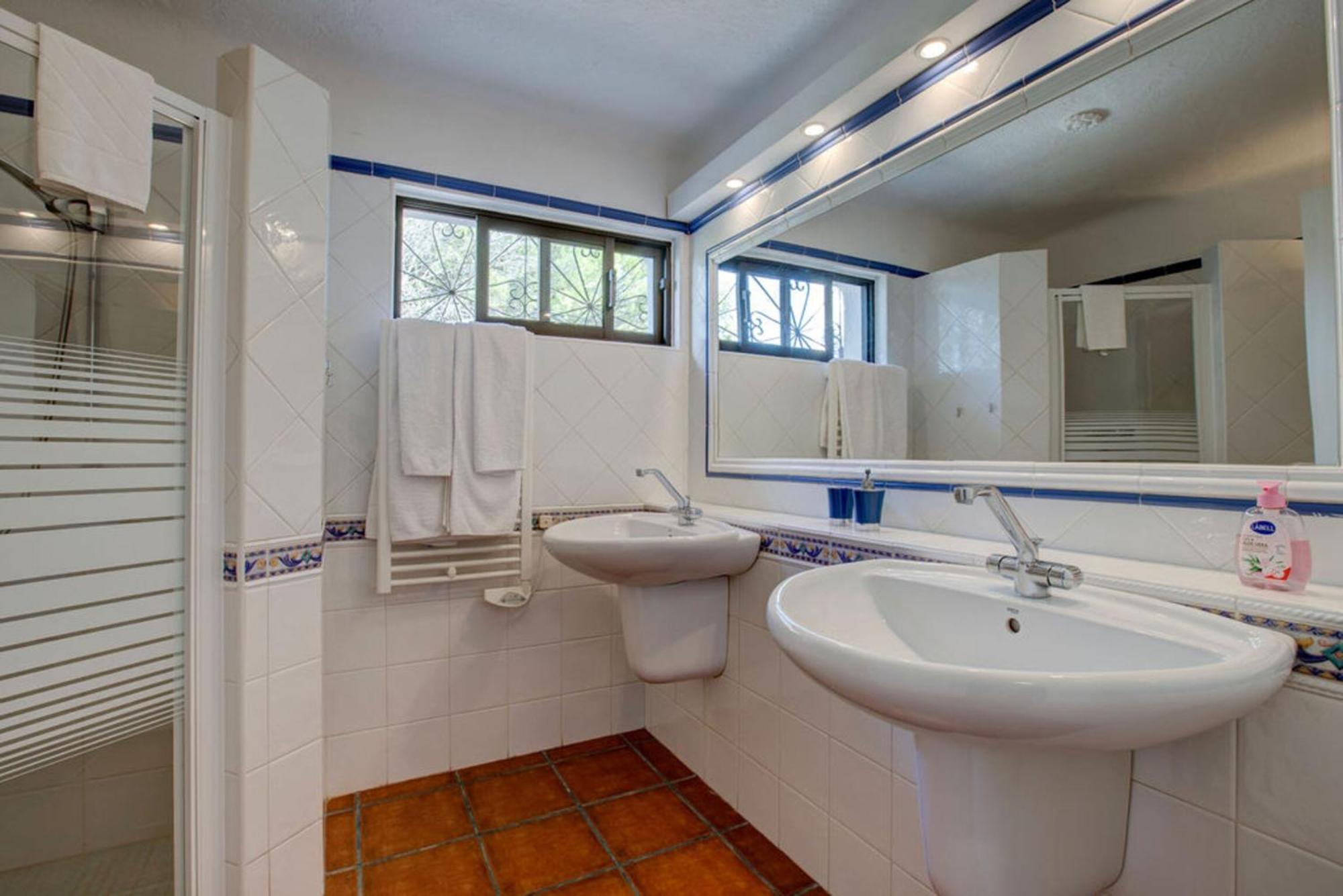 Villa Barlavento - Stunning 4-Bedroom Villa With Tennis Court Carvoeiro  Exterior foto