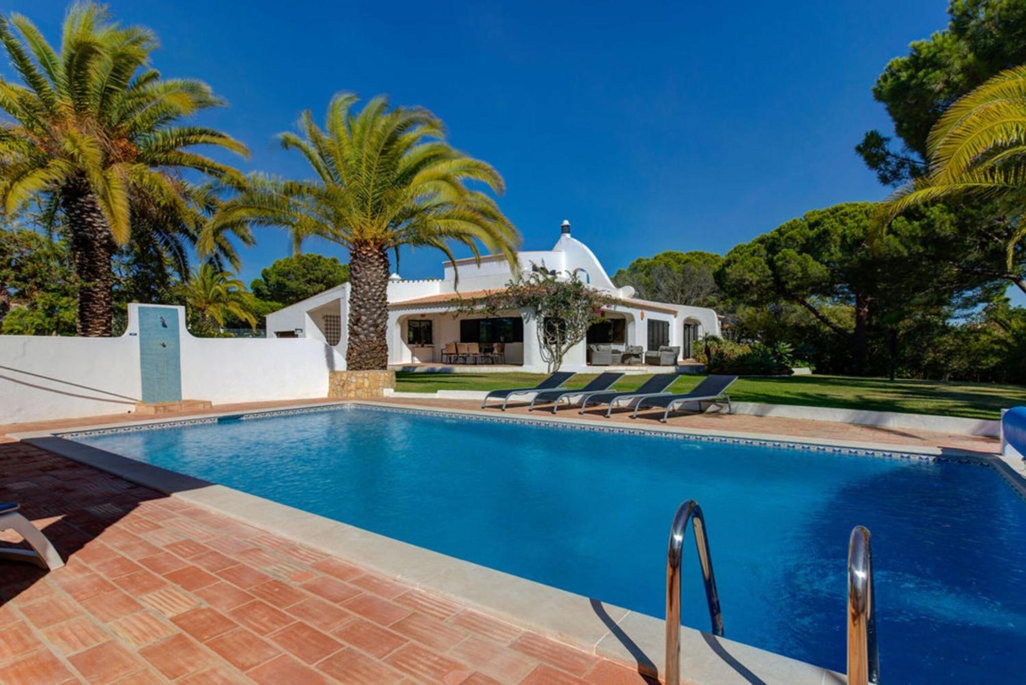 Villa Barlavento - Stunning 4-Bedroom Villa With Tennis Court Carvoeiro  Exterior foto