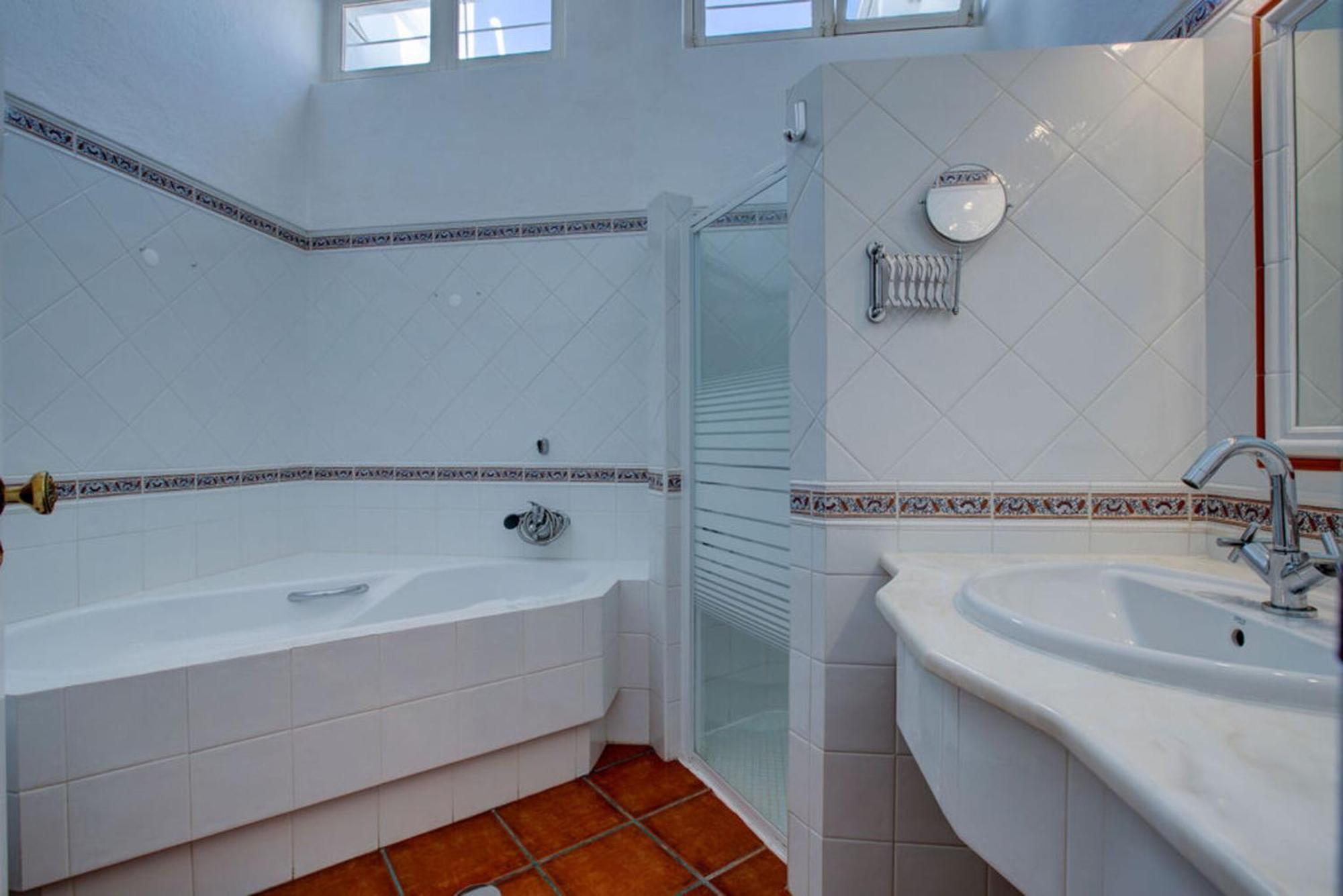 Villa Barlavento - Stunning 4-Bedroom Villa With Tennis Court Carvoeiro  Exterior foto
